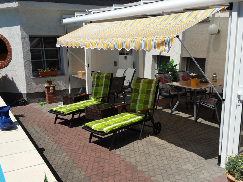 Pension Muench "Am Anger" Neuseusslitz Exteriör bild